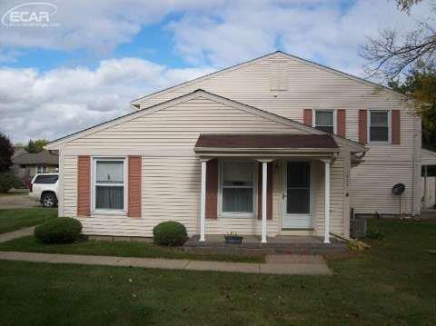 1037 S Dayton St unit 17, Davison, MI 48423 - photo 1