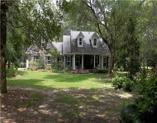 11000 Matthews Rd, Moss Point, MS 39562 - photo 1