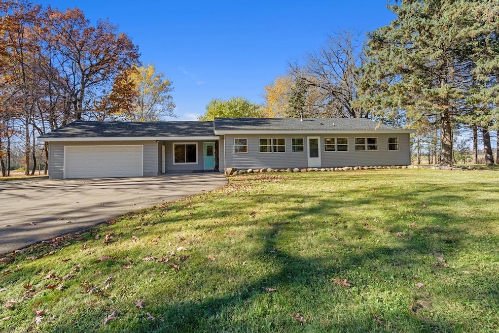 29964 Quinlan Ave, Center City, MN 55012 - photo 1