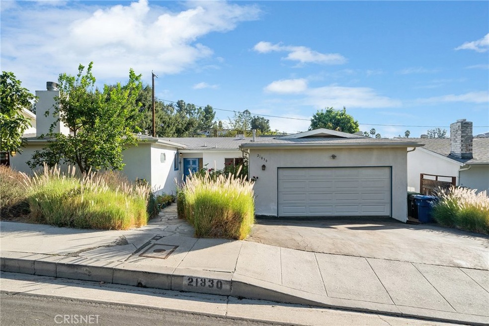 21830 Providencia St, Woodland Hills, CA 91364 - photo 1