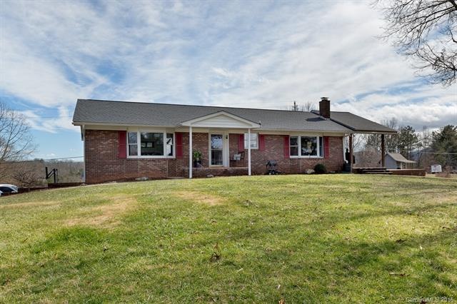 1318 Alexander Rd, Leicester, NC 28748 - photo 1