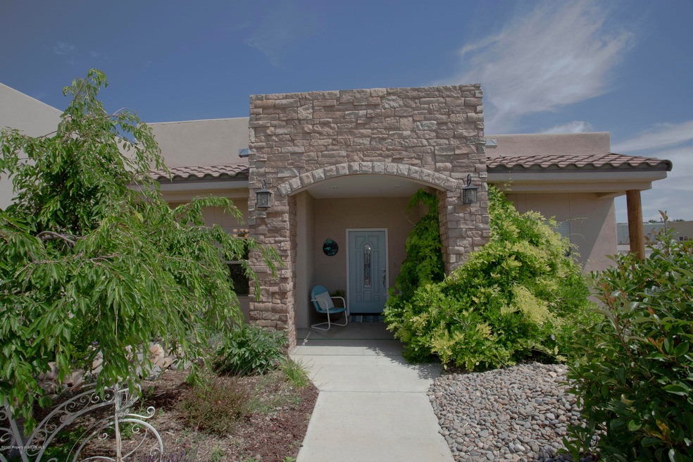 6017 Santa Clara Dr, Farmington, NM 87402 - photo 1