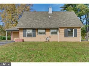 5 Brooklawn Dr, Willingboro, NJ 08046 - photo 1