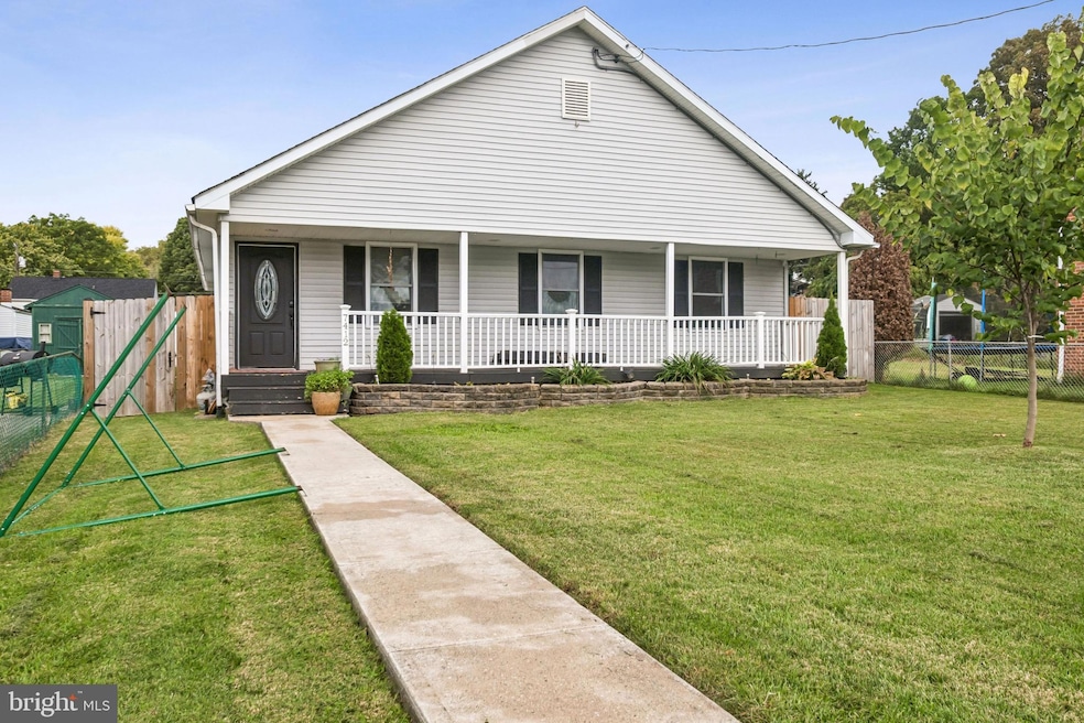 7412 Poplar Ave, Baltimore, MD 21224 - photo 1