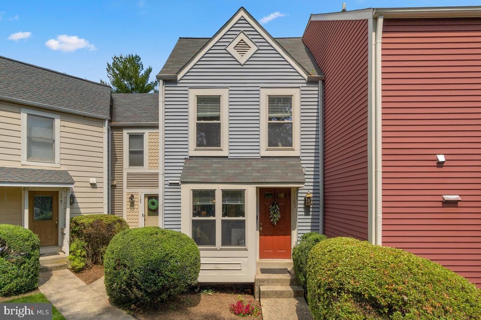 1785 Whisperhill Dr, Reston, VA 20194 - photo 1