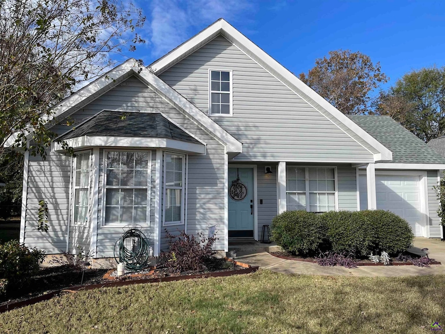 118 Country Walk, Warner Robins, GA 31088 - photo 1