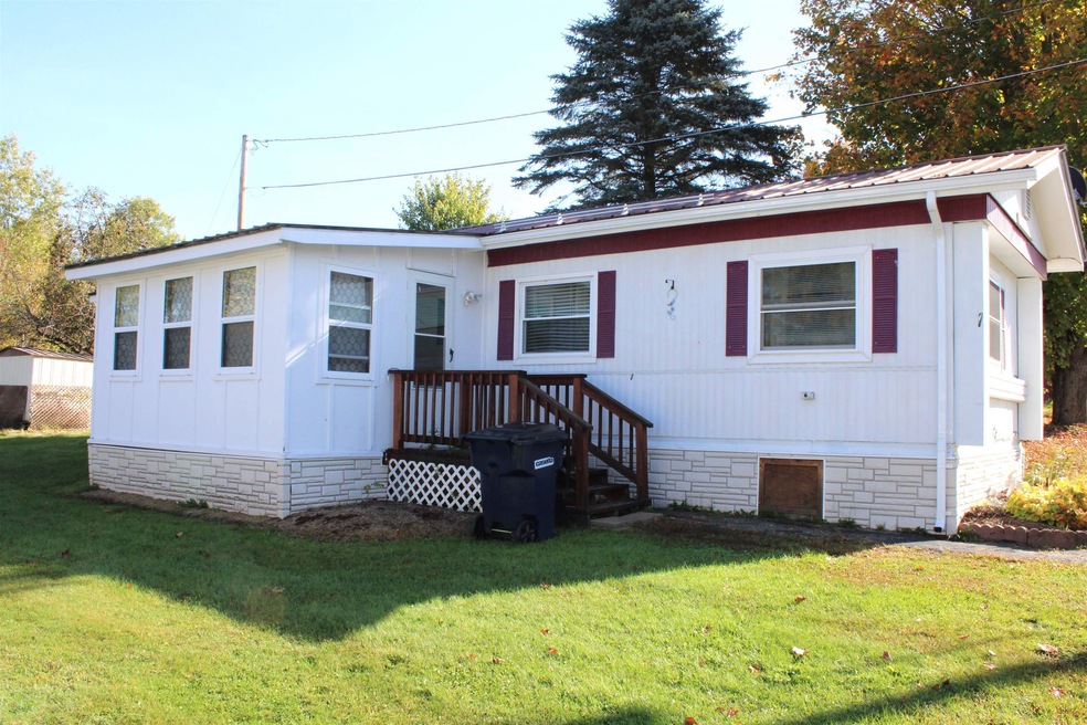 2477 Us Route 5, Derby, VT 05829 - photo 1