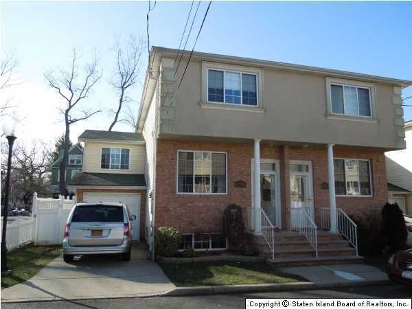 64 Chess Loop, Staten Island, NY 10306 - photo 1
