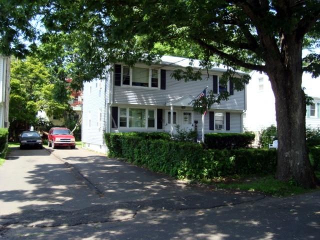 14 Deerfield St unit 1, Norwalk, CT 06854 - photo 1