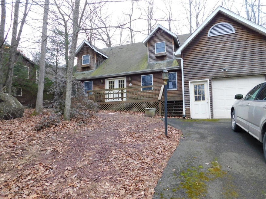 243 Snow Valley Dr, Drums, PA 18222 - photo 1