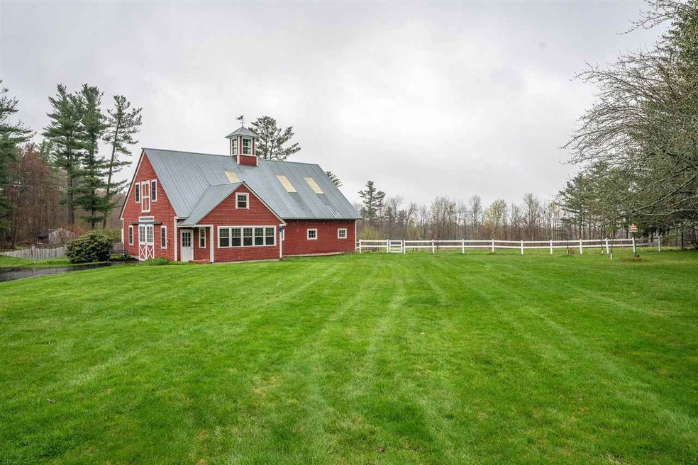 627 Haverhill Rd, Chester, NH 03036 - photo 1