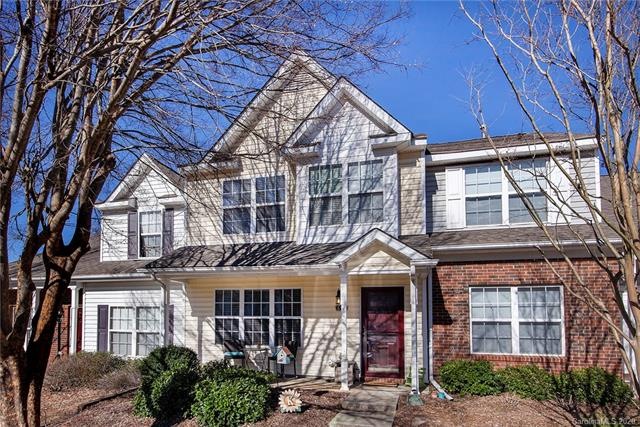 Welcome Home! Beautiful townhome to call your own!