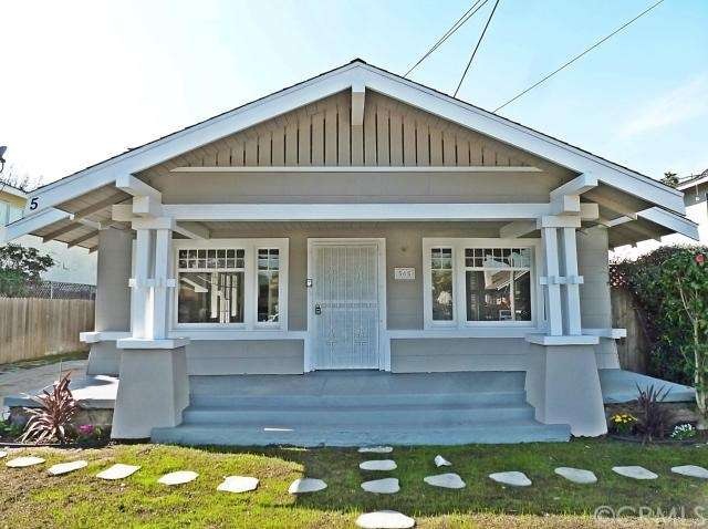 LARGE FRONT PORCH