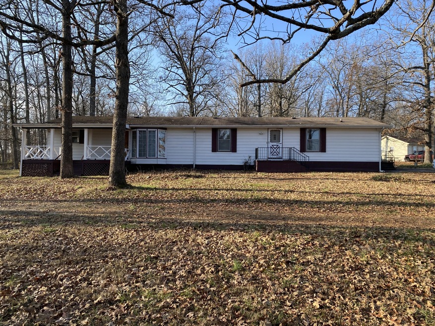 204 1/2 Sanderson Dr, Hopkinsville, KY 42240 - photo 1