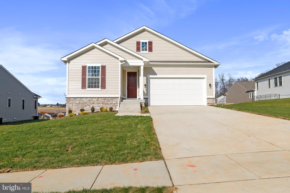 81 Patterson Dr, Stewartstown, PA 17363 - photo 1