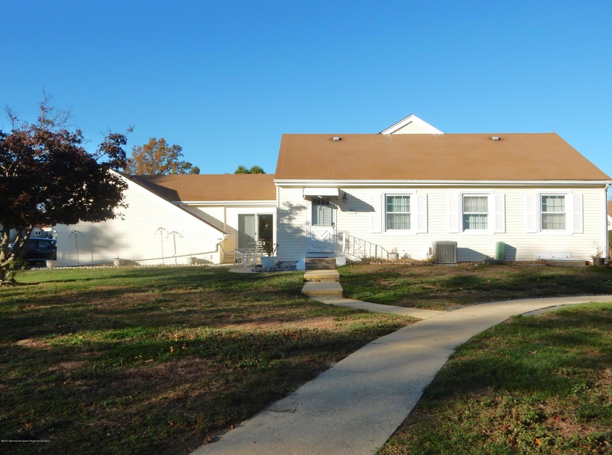 58 Largo San Nicola unit 1000, Freehold, NJ 07728 - photo 1