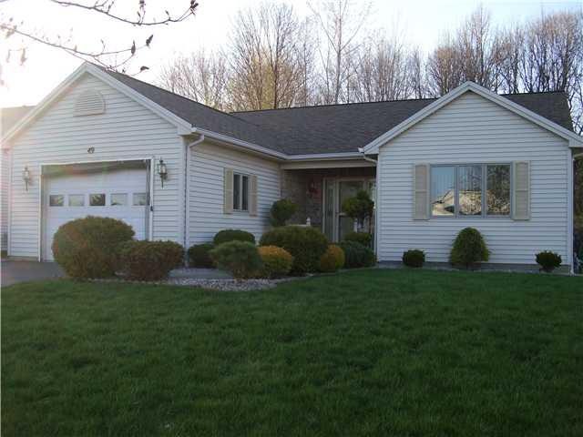 Exterior Front Welcome home to 49 Freedom Pond Lan