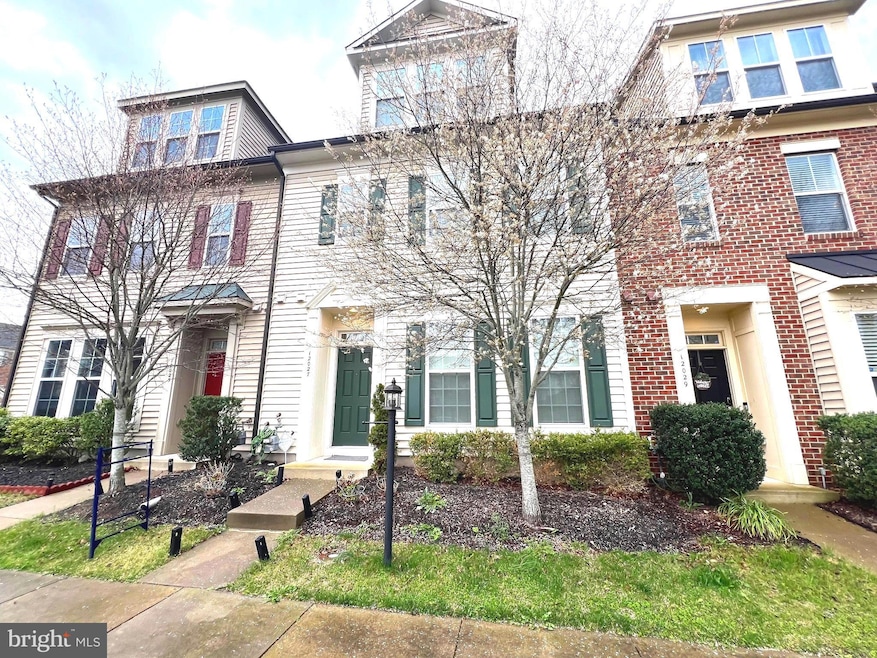 12027 Dawn Falls Way, Bristow, VA 20136 - photo 1