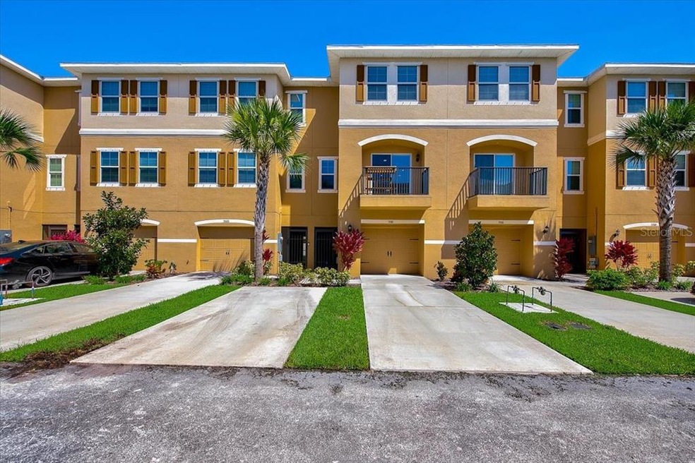 5518 Angel Fish Ct, New Port Richey, FL 34652 - photo 1