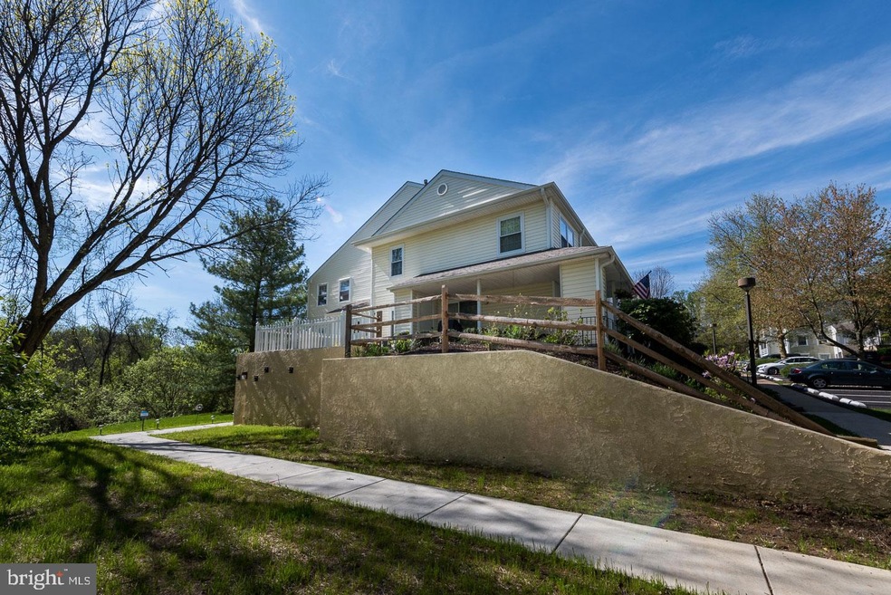 218 Windsor Ct unit 218, Glen Mills, PA 19342 - photo 1