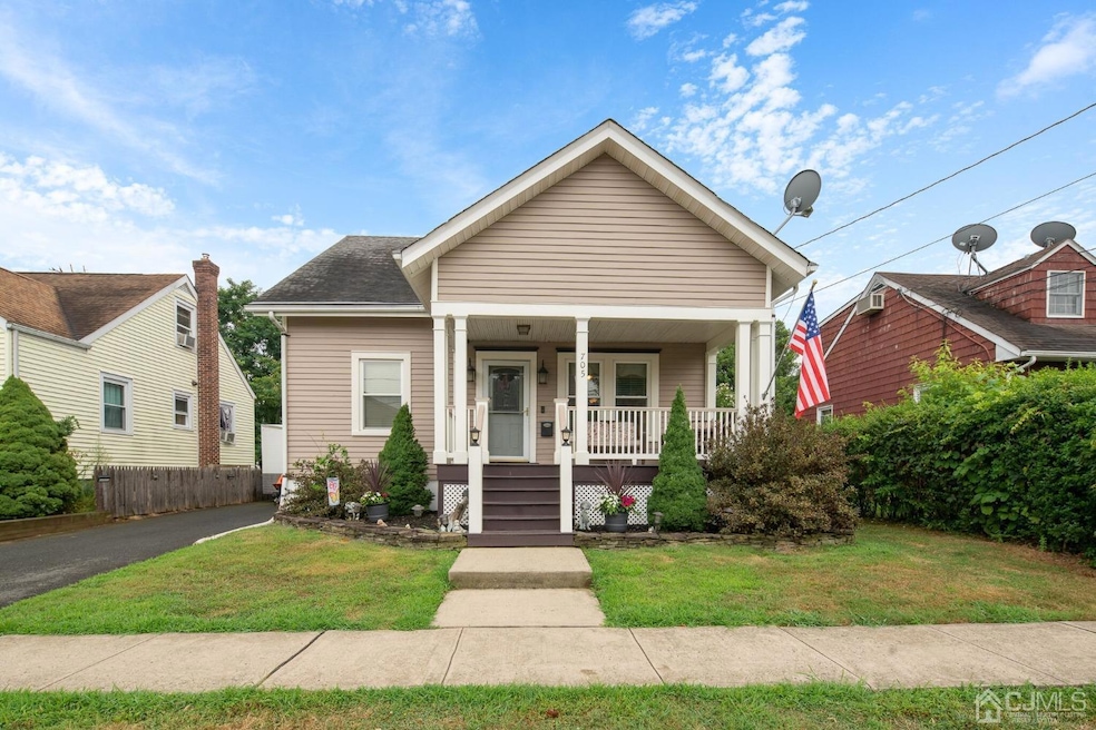 705 2nd St, Dunellen, NJ 08812 - photo 1
