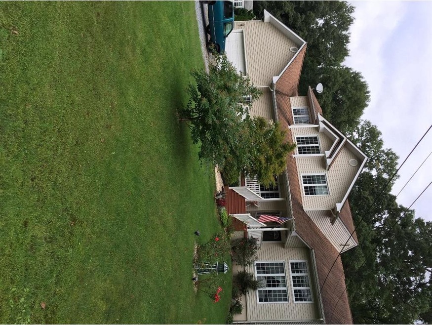 215 Emelia Dr, Bear, DE 19701 - photo 1