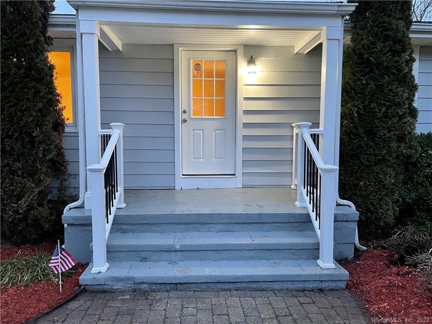 753 Mapleview Dr, Orange, CT 06477 - photo 1