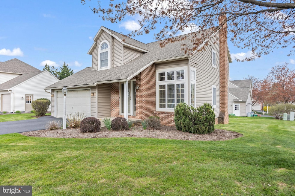 8 Cordell Dr, Stevens, PA 17578 - photo 1