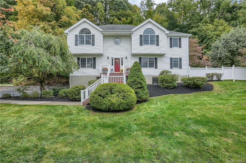 32 Cross Rd, Cortlandt Manor, NY 10567 - photo 1