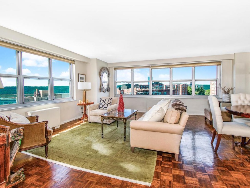 River Point Towers unit 15N, Bronx, NY 10463 - photo 1