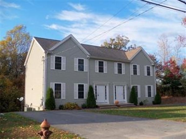 41B Pratt Street Left Side unit 41B, Taunton, MA 02780 - photo 1