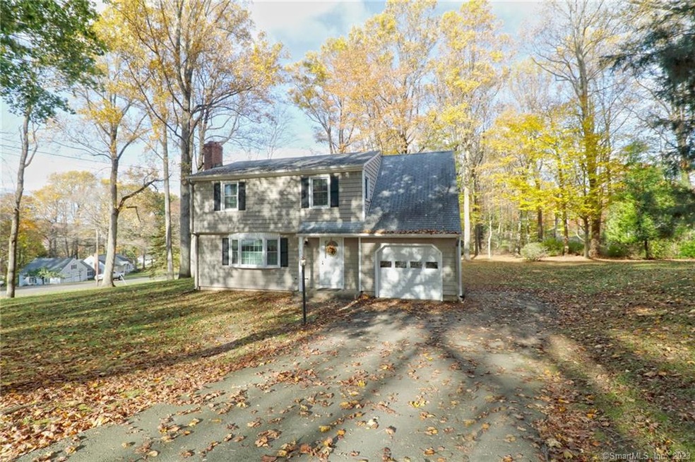 10 Dart Hill Rd, Milford, CT 06461 - photo 1