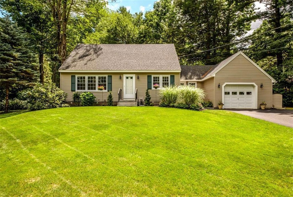 19 Deacon Rd, Yarmouth, ME 04096 - photo 1