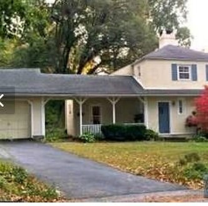 102 S Mahwah Rd, Mahwah, NJ 07430 - photo 1