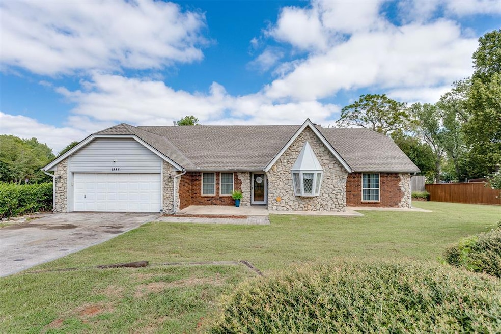 Pending $275,000 • Co-Listing Agent