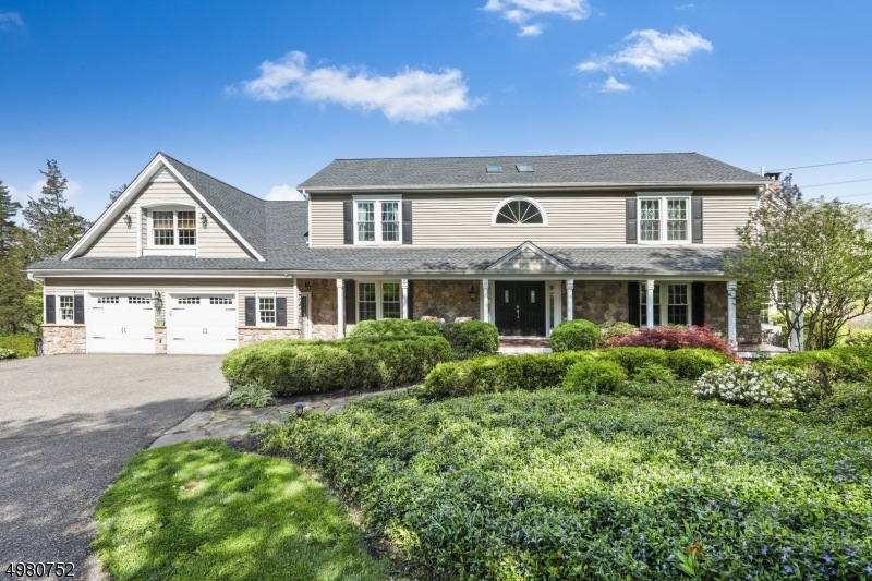 26 Round Top Rd, Lebanon, NJ 08833 - photo 1