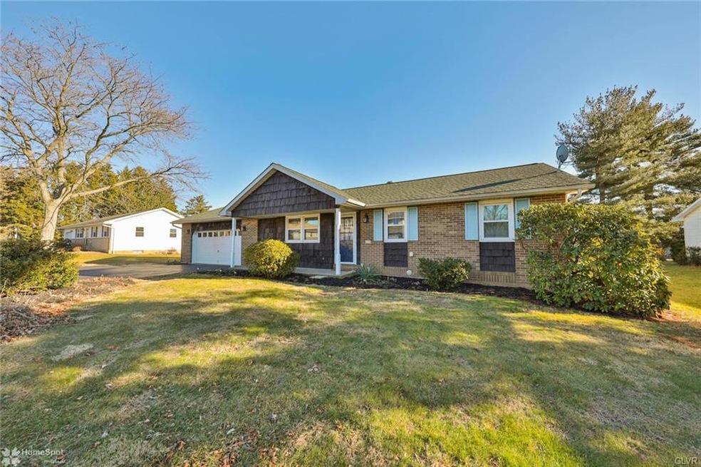 6120 Daniel St, Allentown, PA 18104 - photo 1