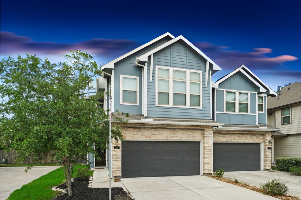 708 Ivory Manor Dr, Houston, TX 77018 - photo 1