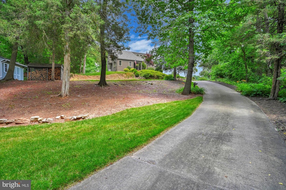 12 Pheasant Dr, Hershey, PA 17033 - photo 1