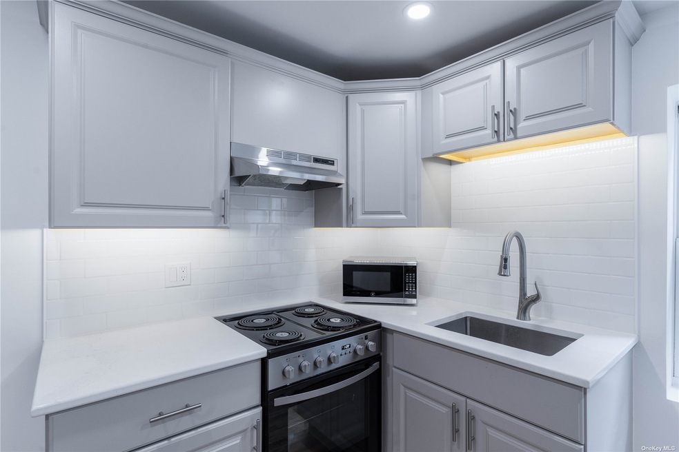 153 Southside Ave unit 2, Hastings On Hudson, NY 10706 - photo 1