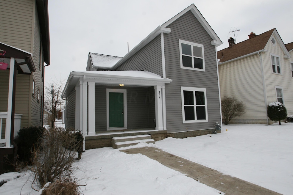 1 Front Exterior