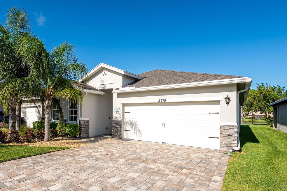 5715 SE Canyata Ct, Hobe Sound, FL 33455 - photo 1