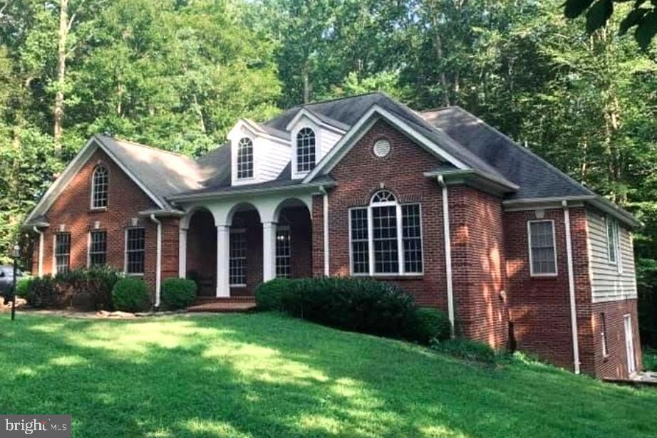 Under Contract $639,900