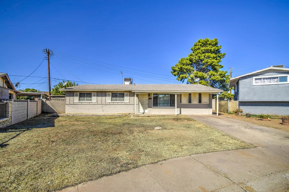 2832 N 49th Ln, Phoenix, AZ 85035 - photo 1