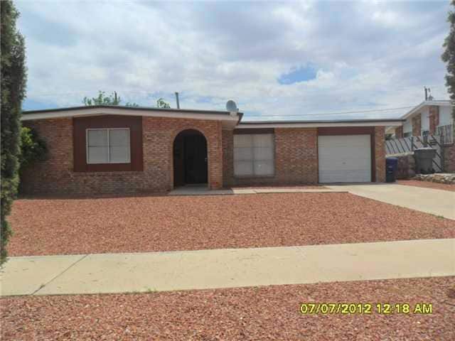 2112 Diciembre Dr, El Paso, TX 79935 - photo 1