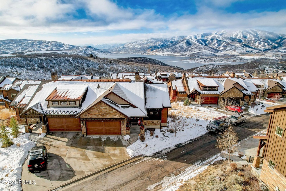 1-web-or-mls-E Viewside Cir-055
