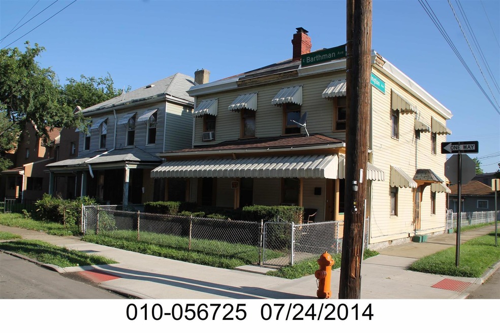 330 E Barthman