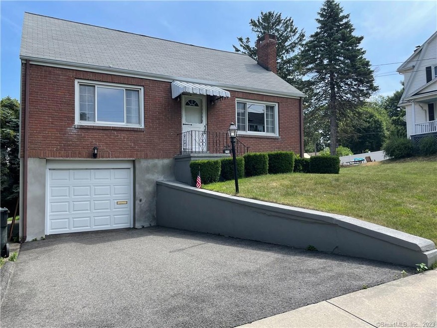 213 Highland Ave, Meriden, CT 06451 - photo 1