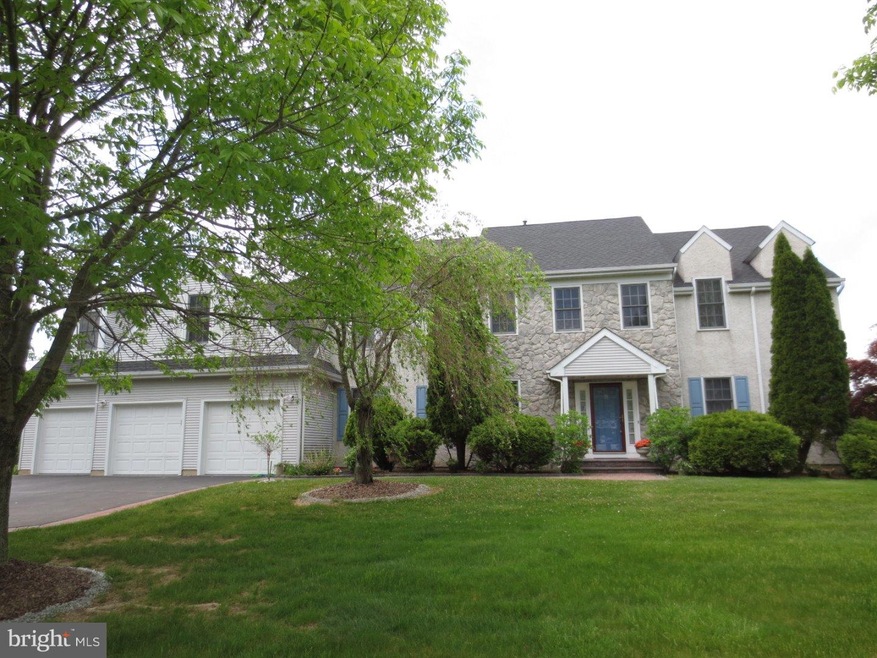 14 Kinglet Dr S, Cranbury, NJ 08512 - photo 1