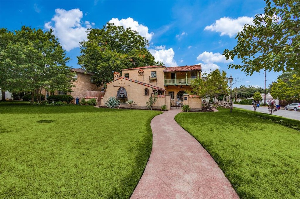 6969 Lakewood Blvd, Dallas, TX 75214 - photo 1